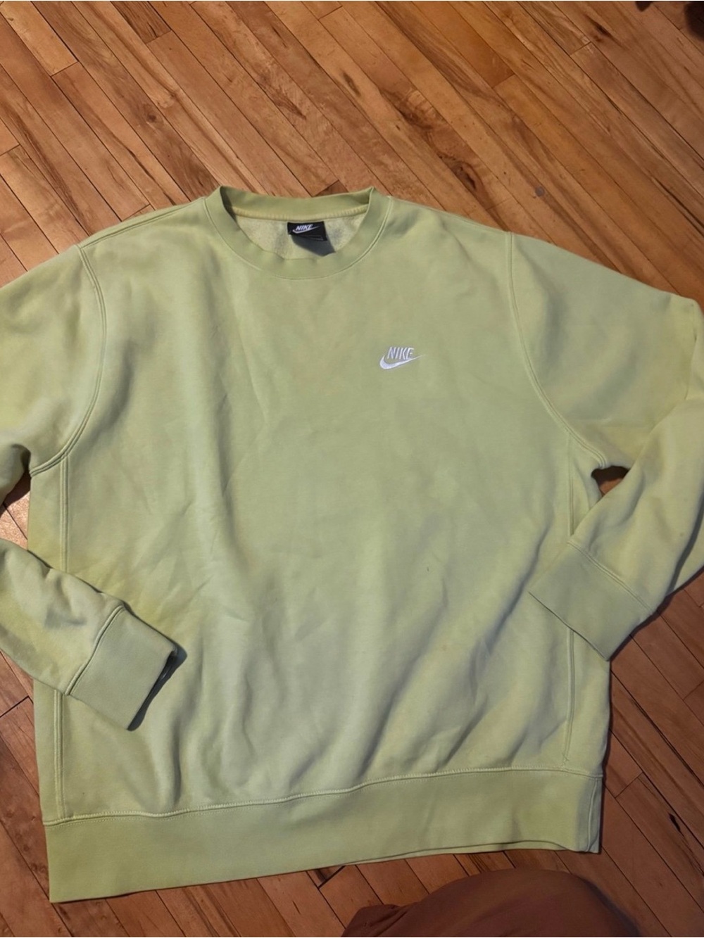 Nike Men's Light Green/Yellow Crewneck Sweatshirt